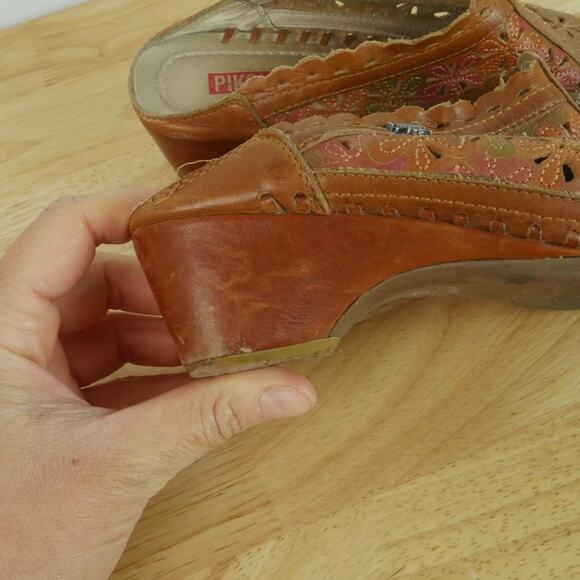 Pikolinos Romana Mules 38 Floral Cutout Leather Shoes 7.5 8 Boho Artsy Slip On - Picture 4 of 13